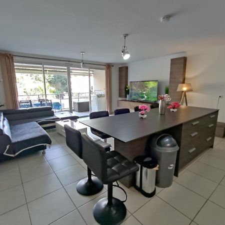 Elegant F3 A La Villa Stencer, Papeete, Calme Climatise Et Spacieux Папеете Екстериор снимка